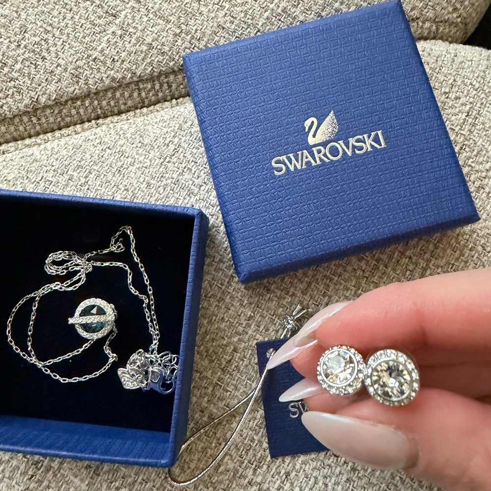 Swarovski Silver Crystal Halo Stud Earrings + Crystal Blue Stone Necklace Set